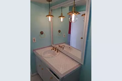 3372 Mayflower Street, Sarasota, FL 34231 - Photo 6