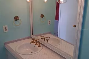 3372 Mayflower St, Sarasota, FL 34231 - Photo 6