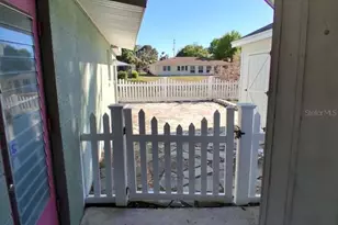 3372 Mayflower St, Sarasota, FL 34231 - Photo 38