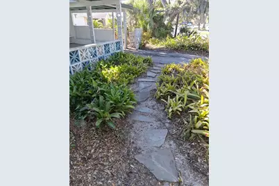 3372 Mayflower Street, Sarasota, FL 34231 - Photo 28