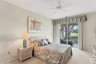 3864 Chatsworth Greene Ct, Sarasota, FL 34235 - Photo 8