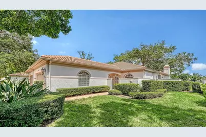 3864 Chatsworth Greene Court #10, Sarasota, FL 34235 - Photo 2