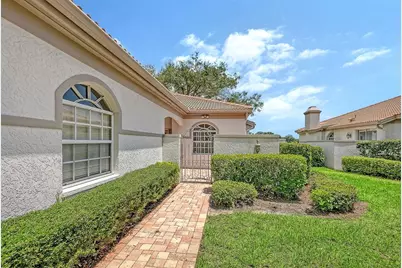 3864 Chatsworth Greene Court #10, Sarasota, FL 34235 - Photo 20