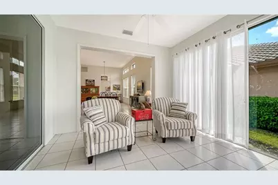 3799 Mira Lago Drive, Sarasota, FL 34238 - Photo 14