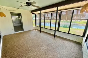 137 Drifting Sands Dr, Venice, FL 34293 - Photo 14