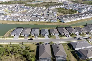 11470 Burgundy Dr, Venice, FL 34293 - Photo 6