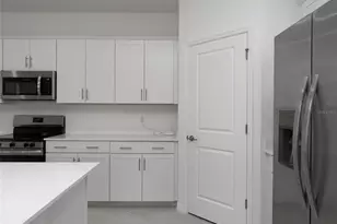 11470 Burgundy Dr, Venice, FL 34293 - Photo 32