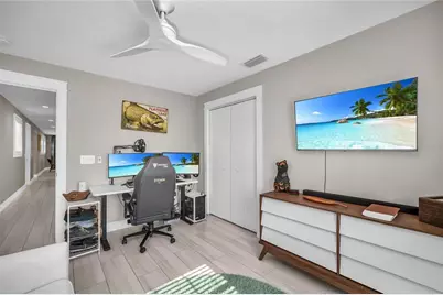 7149 Longboat Drive N, Longboat Key, FL 34228 - Photo 16