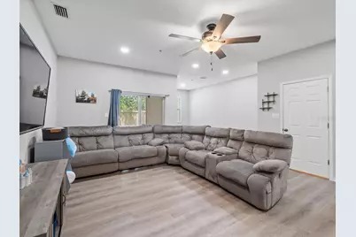 3831 Parkridge Circle #1-104, Sarasota, FL 34243 - Photo 6