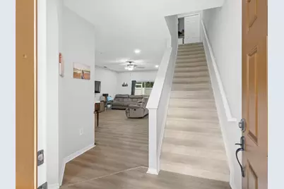 3831 Parkridge Circle #1-104, Sarasota, FL 34243 - Photo 4