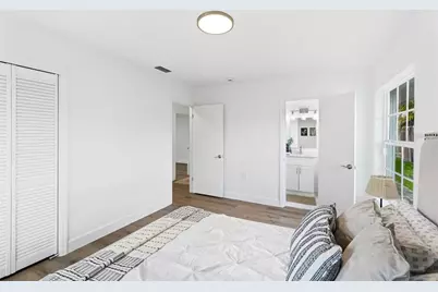 2949 Bougainvillea Street, Sarasota, FL 34239 - Photo 18