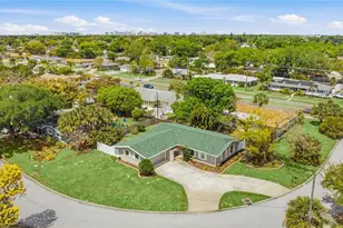 2949 Bougainvillea St, Sarasota, FL 34239 - Photo 30