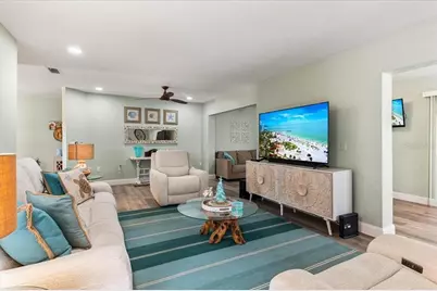 286 Laurel Hollow Drive, Nokomis, FL 34275 - Photo 6