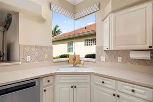 613 Misty Pine Dr, Venice, FL 34292 - Photo 16