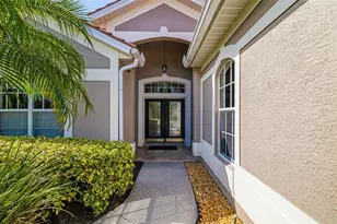 613 Misty Pine Dr, Venice, FL 34292 - Photo 4