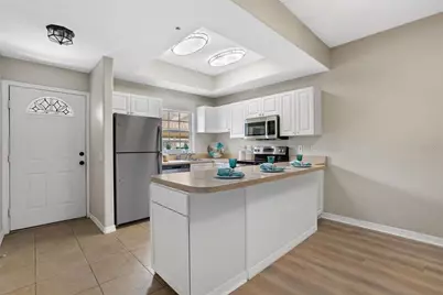 4275 Castlebridge Lane #1312, Sarasota, FL 34238 - Photo 4