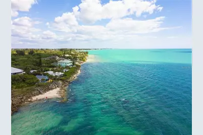 8534 Heron Lagoon Circle, Sarasota, FL 34242 - Photo 10