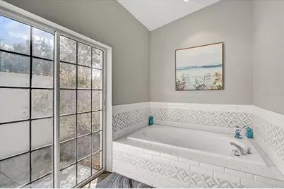 4427 Highland Oaks Circle, Sarasota, FL 34235 - Photo 22