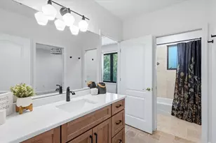 5935 River Forest Cir, Bradenton, FL 34203 - Photo 38