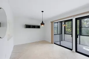 135 Woodland Pl, Osprey, FL 34229 - Photo 8