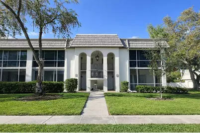 1741 Southwood Street #1741, Sarasota, FL 34231 - Photo 2