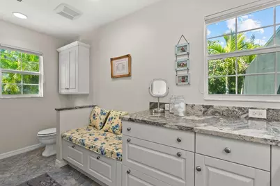704 Tropical Circle, Sarasota, FL 34242 - Photo 30