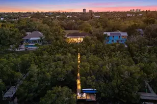 704 Tropical Cir, Sarasota, FL 34242 - Photo 58