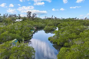 704 Tropical Cir, Sarasota, FL 34242 - Photo 52