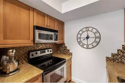 1990 Main Street #4, Sarasota, FL 34236 - Photo 18