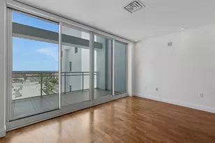 1990 Main St, Sarasota, FL 34236 - Photo 10