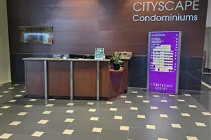 1990 Main St, Sarasota, FL 34236 - Photo 2