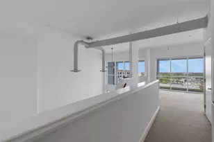 1990 Main St, Sarasota, FL 34236 - Photo 30