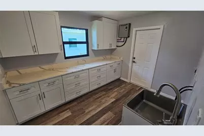 3317 Pine Valley Drive, Sarasota, FL 34239 - Photo 24