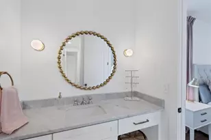 1686 North Dr, Sarasota, FL 34239 - Photo 38