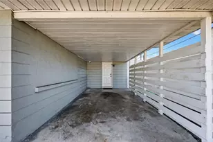 2806 Upper Tangelo Dr, Sarasota, FL 34239 - Photo 32