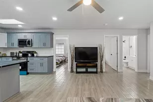 3600 38th Ave E, Bradenton, FL 34208 - Photo 16