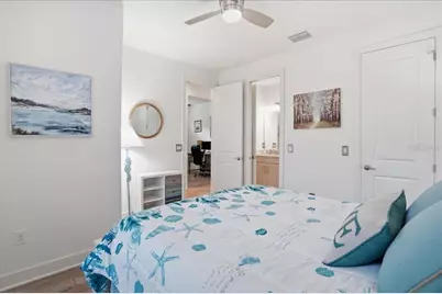 10225 Highland Park Place, Palmetto, FL 34221 - Photo 16