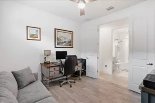 10225 Highland Park Pl, Palmetto, FL 34221 - Photo 14