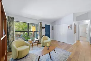 2456 Arden Dr, Sarasota, FL 34232 - Photo 6