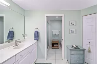 7667 Sweetbay Cir, Bradenton, FL 34203 - Photo 24