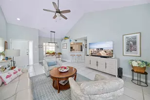 7667 Sweetbay Cir, Bradenton, FL 34203 - Photo 10