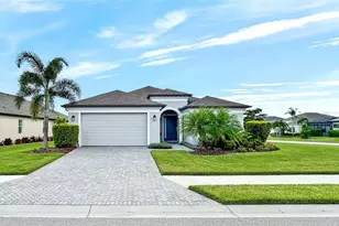 12022 Goldenrod Ave, Bradenton, FL 34212 - Photo 2