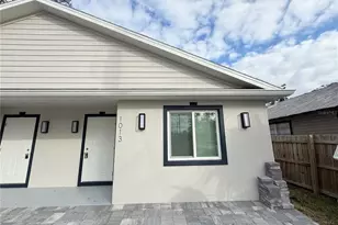 1013 3rd St W, Bradenton, FL 34205 - Photo 2