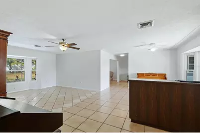 6538 Bluewater Avenue, Sarasota, FL 34231 - Photo 4