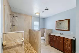 6538 Blue Water Ave, Sarasota, FL 34231 - Photo 18