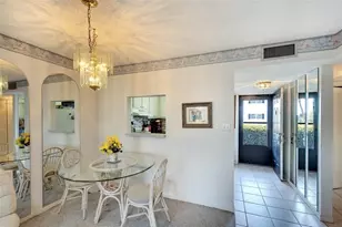 305 47th Ave Dr W, Bradenton, FL 34207 - Photo 8