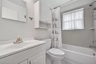 18322 Eblis Ave, Port Charlotte, FL 33948 - Photo 16