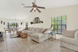 11419 Donneymoor Dr, Riverview, FL 33569 - Photo 6