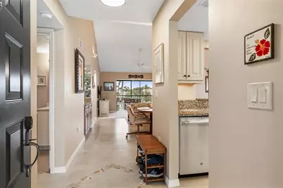 1100 Capri Isles Boulevard #325, Venice, FL 34292 - Photo 10