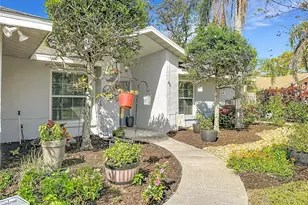 916 87th St NW, Bradenton, FL 34209 - Photo 2